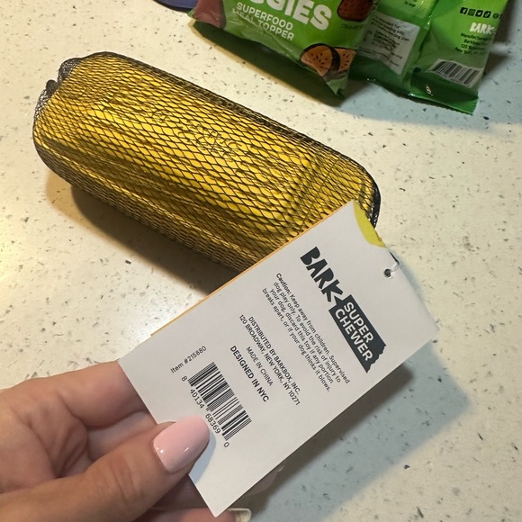 NIB Barkbox mix including super chewer piece - Picture 6 of 14